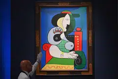 It only took a few minutes of telephone bidding for the 1932 Picasso's 'Femme a la montre' to be sold at US$139.3 million.