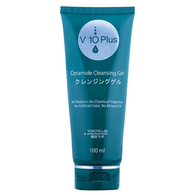 Ideal for dry and sensitive skin, this gentle cleanser replenishes moisture and helps restore skin’s lipids for smooth and resilient skin. 
