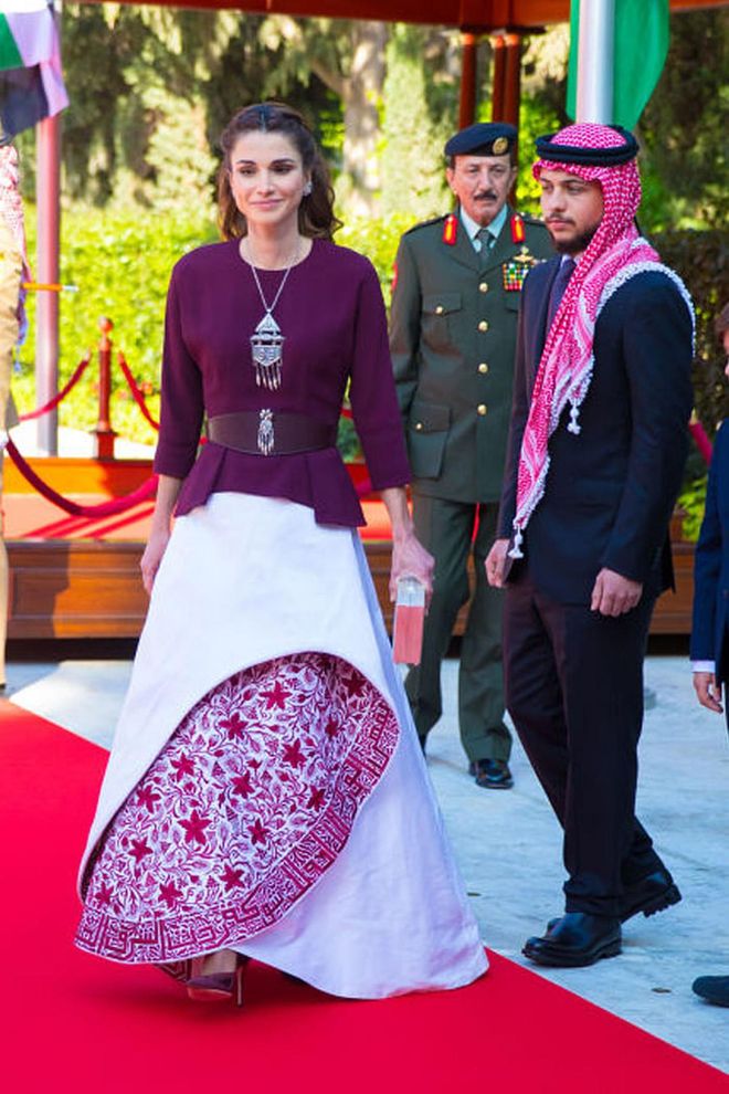 For the 70th anniversary of Jordan's independence in 2015, she chose one of her favourite designers, Hama Fashion, for a complex and structural gown.