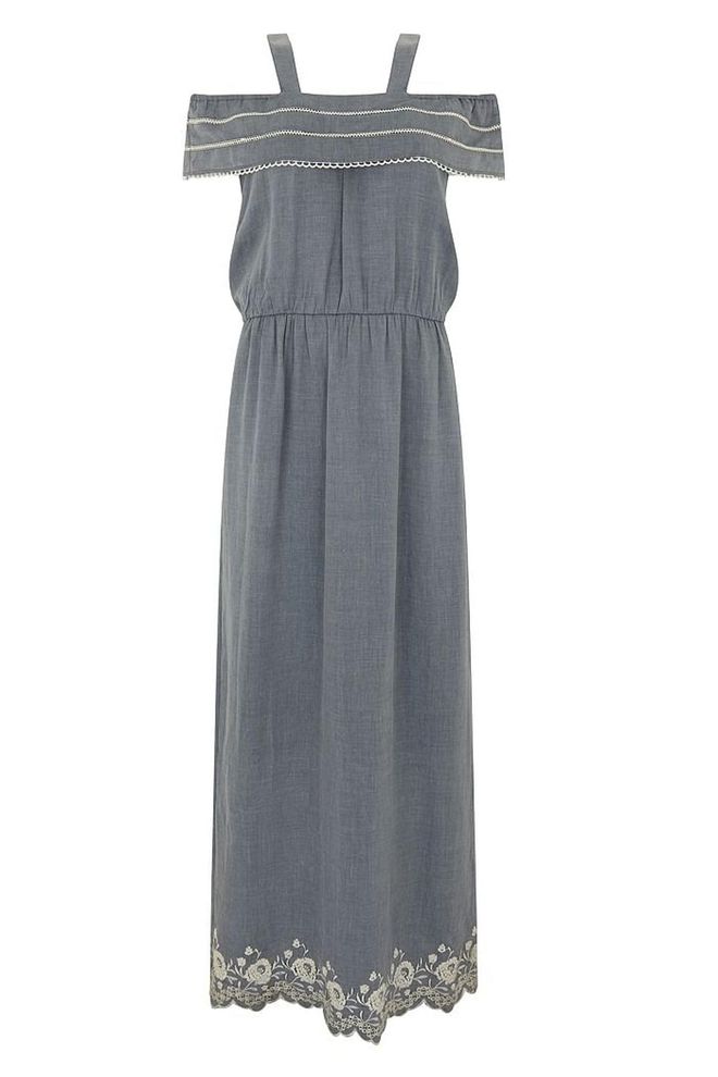 Wear a chambray denim dress with a pair of tan wedges for a 70s appeal.