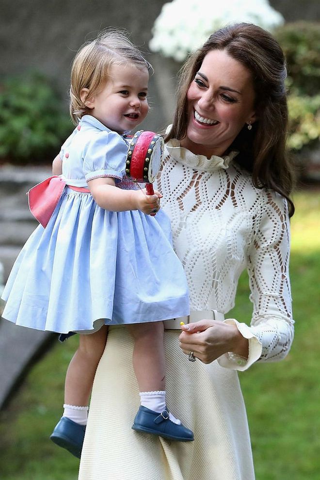It's reported Kate Middleton had three midwives accompany her during the birth of Princess Charlotte—all of whom were sworn to secrecy.Photo: Getty