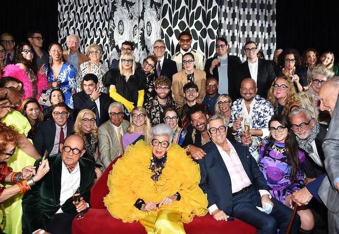 Iris Apfel with 100 guests at her 100th birthday party. (Photo: Getty Images)