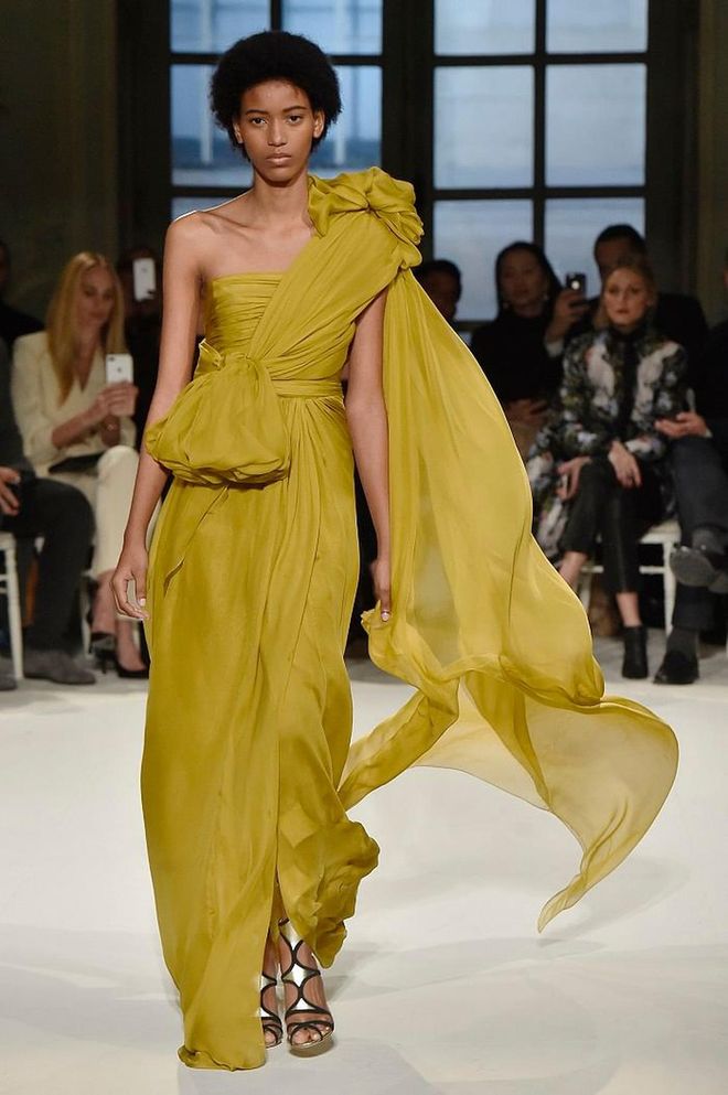 This striking Giambattista Valli dress reminds us a little of the Vera Wang gown Williams wore to the 2006 awards (and one of our favourite Oscar dresses ever by the way) but with the addition of some seriously statement bows. Of course, we know she'll probably be in Louis Vuitton.