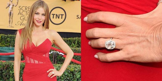 Joe Manganiello and Sofia Vergara became engaged in December 2014, but last night's Screen Actors Guild Awards gave us our first look at Vergara's stunning oval-cut sparkler.


