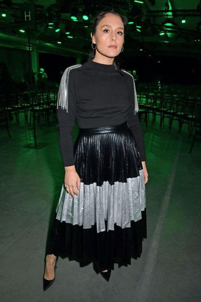 Jessie Ware added a touch of glamour to her outfit, with metallic fringed shoulders.

Photo: David M. Bennet / Getty