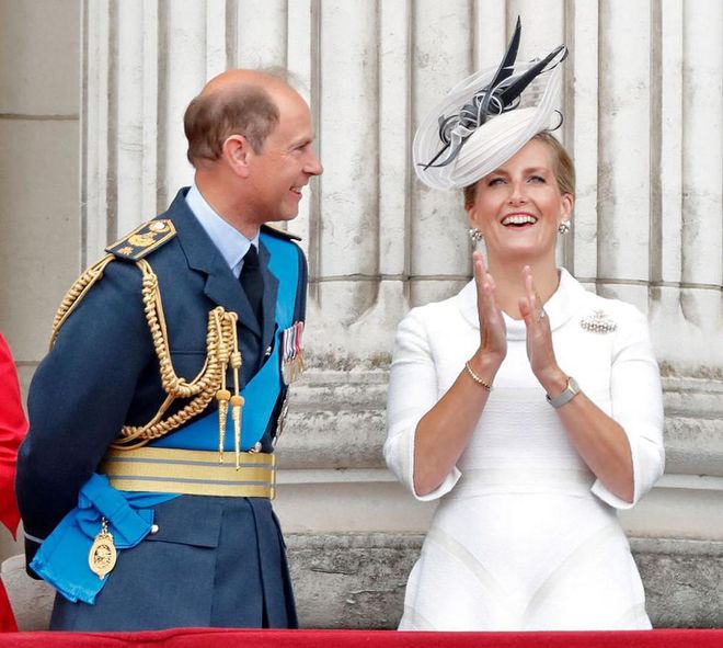 Sophie in all white up on the Buckingham Palace balcony for the 100th anniversary of the RAF.
Photo: Getty 