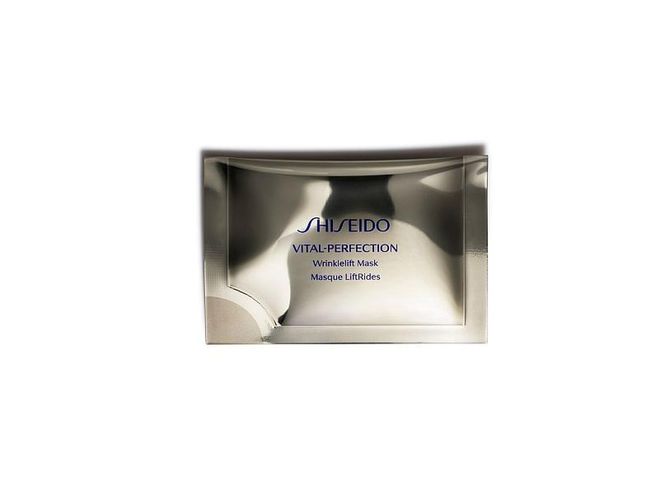 Designed to target crow’s feet, Shiseido’s Vital-Perfection Wrinklelift Mask is an eye treatment in a sachet. Soaked in anti-spot ingredients and retinol, this mask brightens dark circles and irons out wrinkles over time.