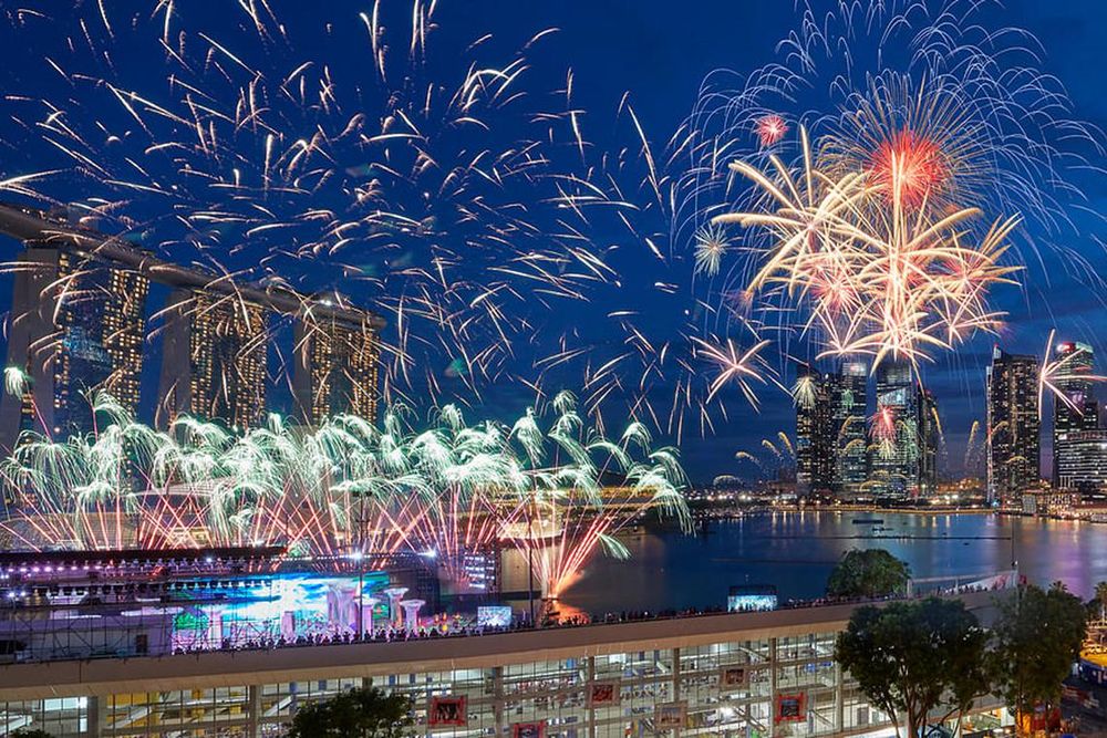 Mandarin Oriental, Singapore NYE Fireworks