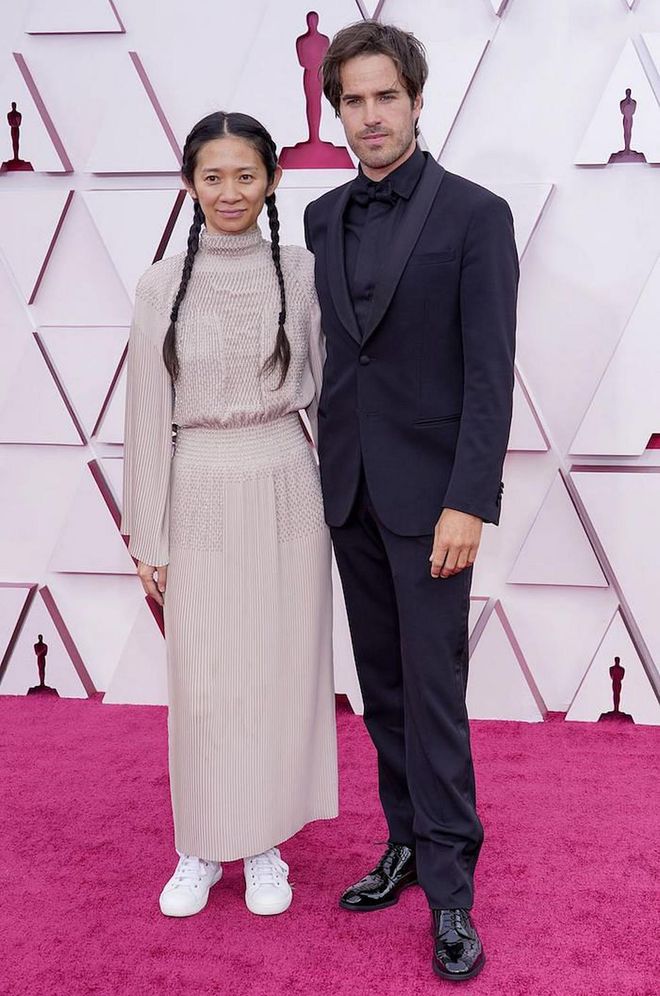 Chloé Zhao and Joshua James Richards (Photo: Getty Images)
