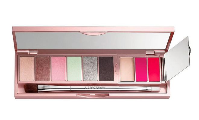 Specially conceptualised by Global Creative Director, Lisa Eldridge, this palette has a good mix of pastels and smoky eyeshadows plus vibrant lip colours - perfect for on-the-go touch-ups. 