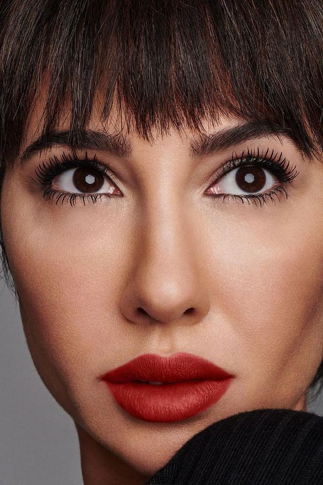 'Go Big or Go Home' - that's the message being preached by the actress Jackie Cruz, in the campaign for Kat Von D's new mascara of the same name, where she looks like a traditional Hollywood starlet.

Photo: Kat Von D