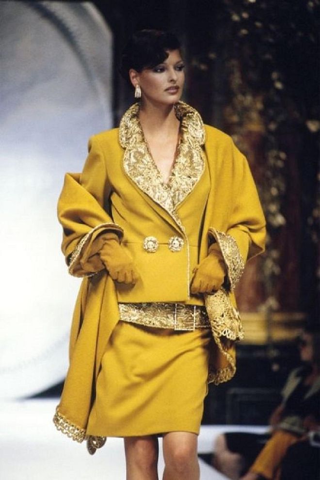 Dior RTW Autumn/Winter 1992-1993 fashion show. Photo: Getty 