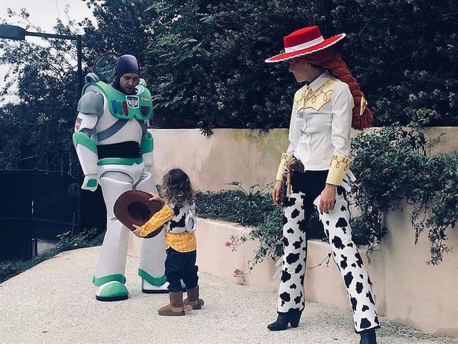The whole dressed as Toy Story characters. Photo: Instagram