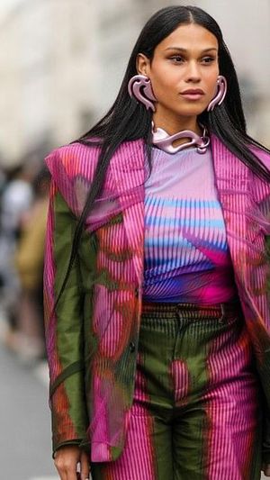 Couture Spring 2022 Street Style