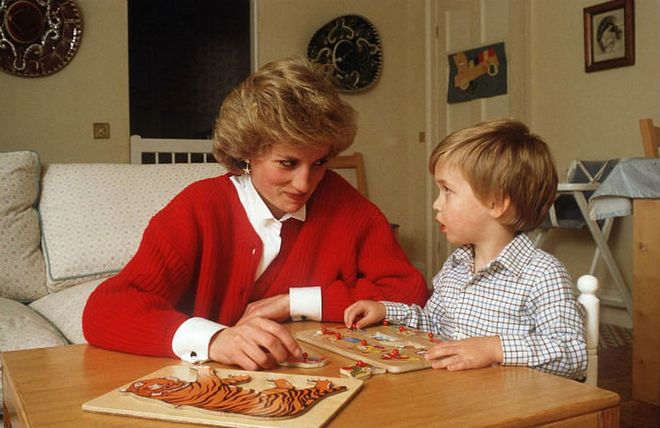 Prince William was reportedly the first royal baby to break away from this tradition when Princess Diana opted for disposable diapers instead.
Photo: Getty
