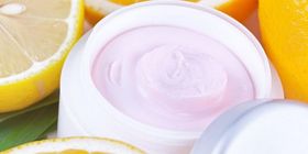 Facial cream with vitamin C, Orange fruit skincare