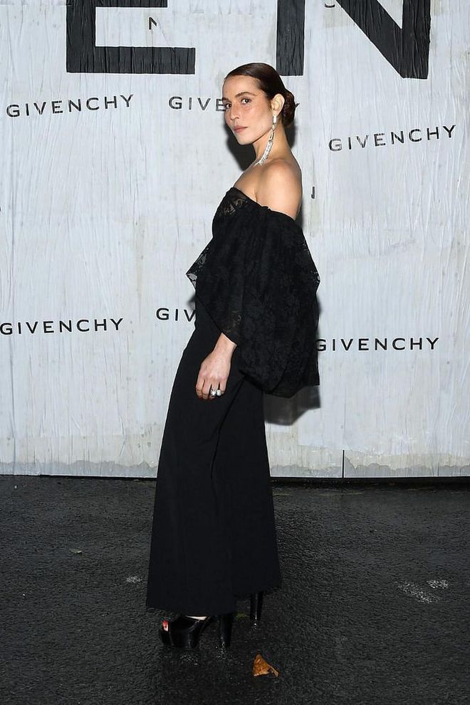 Noomi Rapace looked chic in black lace.

Photo: Getty