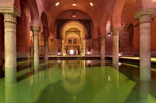 This visit to Granada's Arabian baths includes a traditional hammam experience plus a 30-minute massage.
Photo: Tripadvisor 