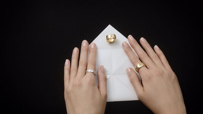 Coco Crush rings in gold and white gold