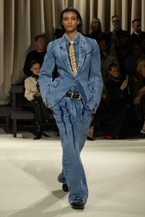Schiaparelli fall/winter 2024 Paris Fashion Week
