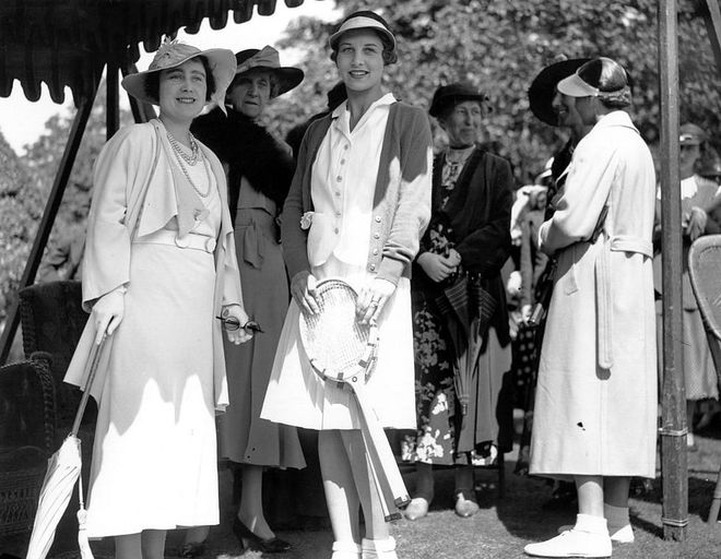 The Queen Mother visited with American player Helen Wills Moody at Wimbledon in 1938
Photo: Getty