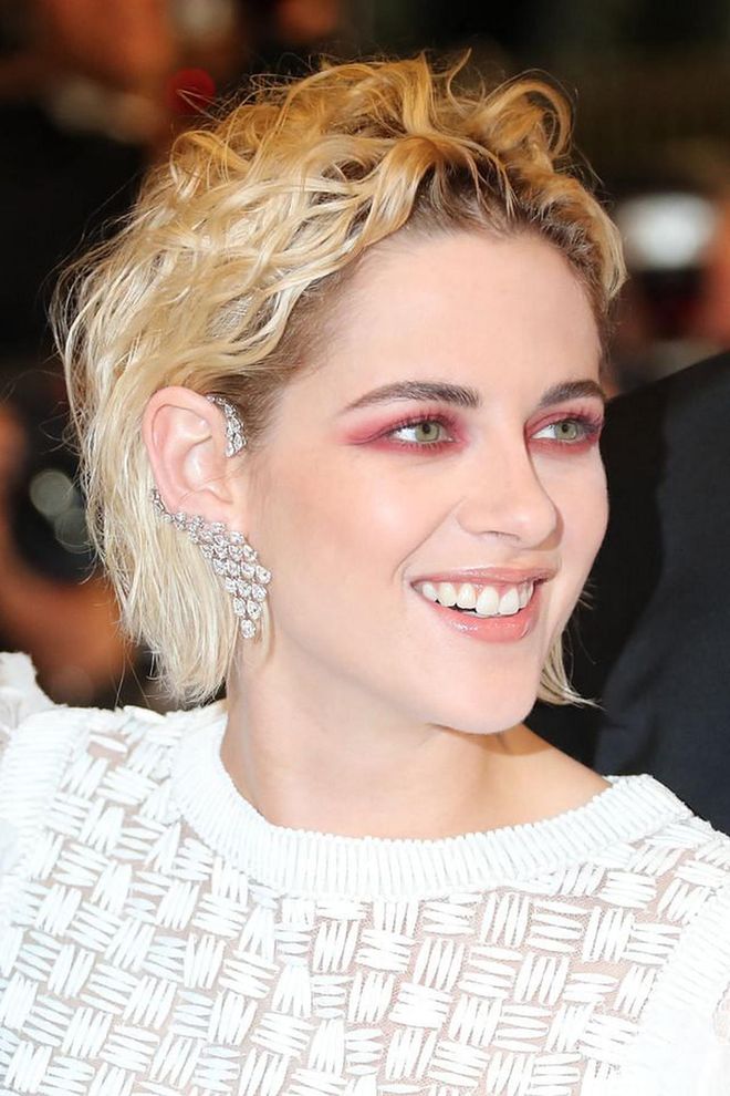 Messika has had a strong presence on the Cannes red carpet for the past few years. In 2016, Kristen Stewart attended the premiere of Personal Shopper in a Chanel dress with a Messika diamond ear cuff and coordinating rings.