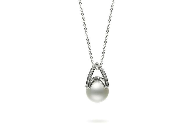 The M Collection boasts a luxurious 18K white gold setting featuring White South Sea Cultured Pearls. Photo: Mikimoto