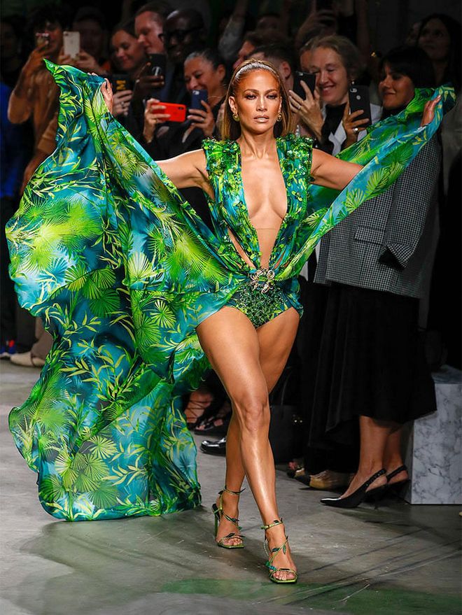 American pop star Jennifer Lopez made waves when she closed the Versace show at Milan Fashion Week spring/summer 2020 in an updated version of the iconic jungle-print dress she wore to the Grammys in 2000. Yes, that silk chiffon Versace number with the plunging neckline down to there. Needless to say, the international style icon broke the Internet again.
