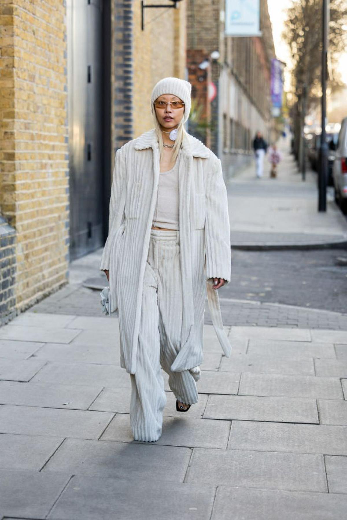 London Fashion Week Fall/Winter 2023 Street Style