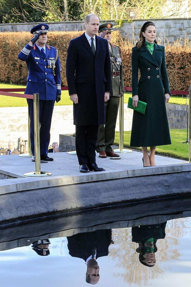 William and Kate prepare to lay a wreath at the Garden of Remembrance in Dublin.

Photo: Getty