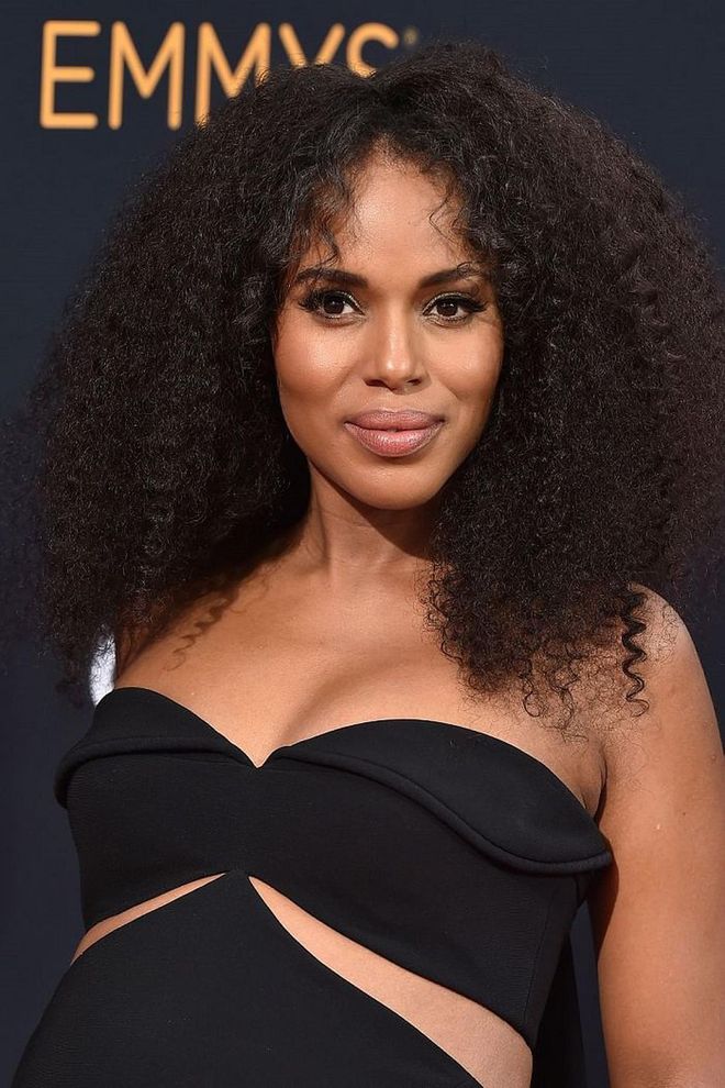 The internet collectively freaked out when Kerry Washington hit the red carpet in these voluminous curls. Photo: Getty