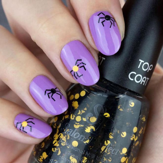 In 2015, Salon Perfect made this Spider Legs glitter polish, and manicurist Chelsea King (@chelseaqueen) used it to create this creepy/crawly perfection.