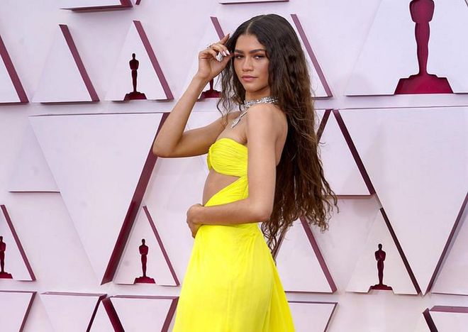 Zendaya Wears A Vibrant Valentino Gown With $6 Million In Bulgari Diamonds At The Oscars