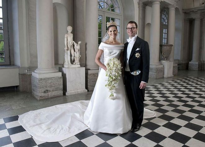 Crown Princess Victoria met gym owner Daniel Westling when he was her personal trainer. They fell in love and were married in June of 2010, despite the royal family's original resistance to their relationship.

Photo: Getty