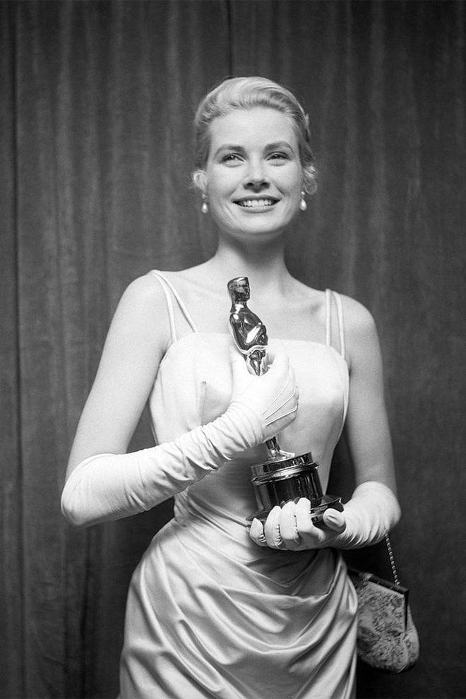 Grace Kelly earned an Academy Award for Best Actress in a Leading Role for her role in The Country Girl, a decidedly unglamorous role for the beautiful actress. She beat out Judy Garland for her role in A Star is Born.
Photo: Getty