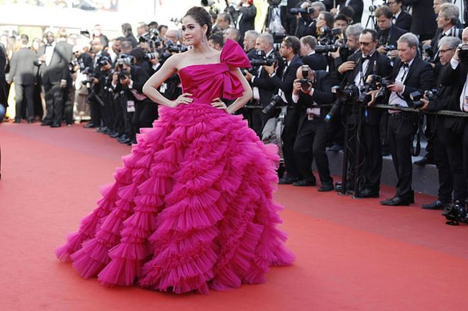 Imagine packing that skirt into the back of a car?

Photo: Getty 