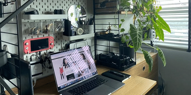 Arissa Ha's Home Office Set-Up