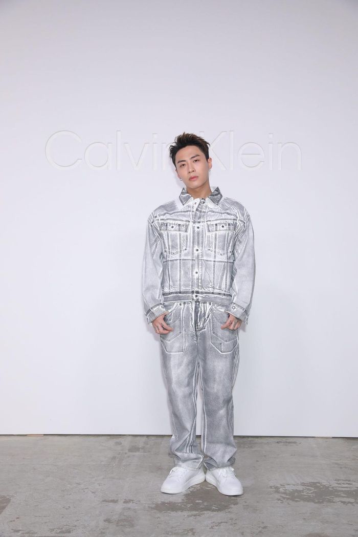 Spotted at the @calvinklein Fall 2023 Calvin Klein Jeans event in Tokyo:  International male idols Jungkook, @ewsbdi, @shownuayo, @bbright