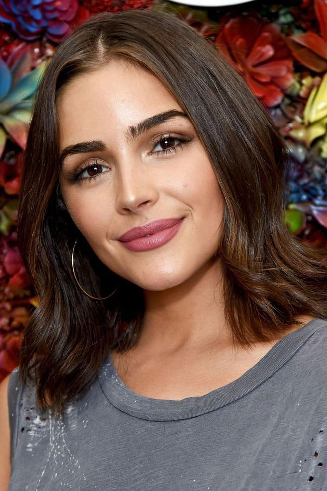 Olivia Culpo's blunt lob with razored ends would look great even air-dried.

Photo: Getty