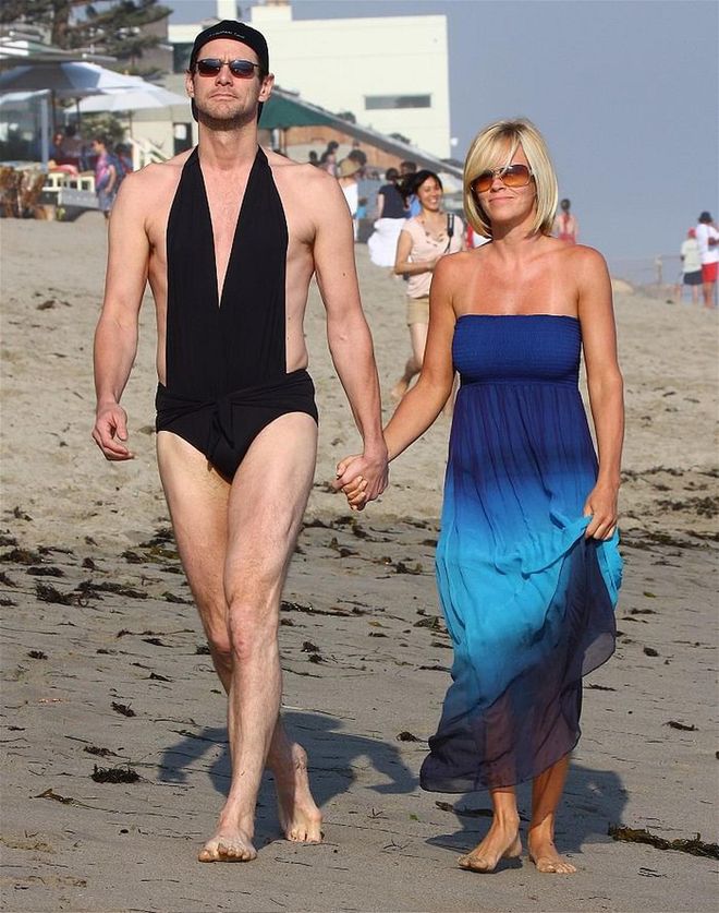 Jimmy Carrey wearing Jenny McCarthy's bathing suit for July 4 was the 2008 version of "I Heart T.S." 