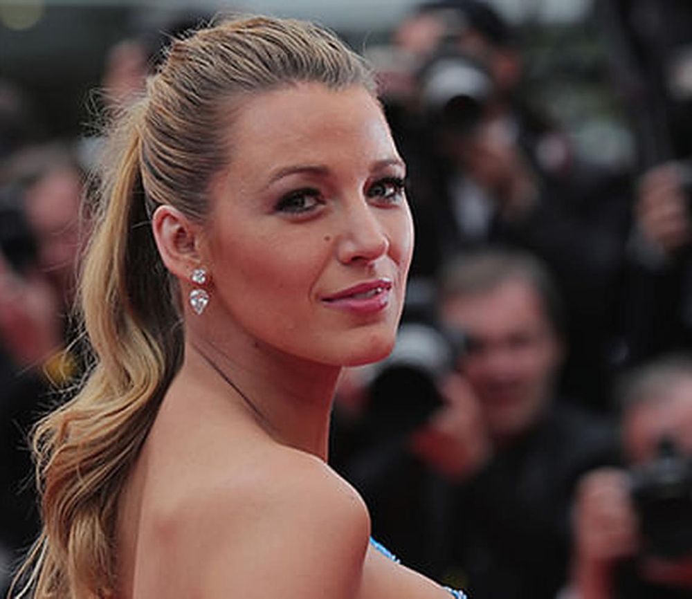 hbsg-Blake Lively-To-Star-In-A-New-Fashion-focused-Amazon-TV-Series