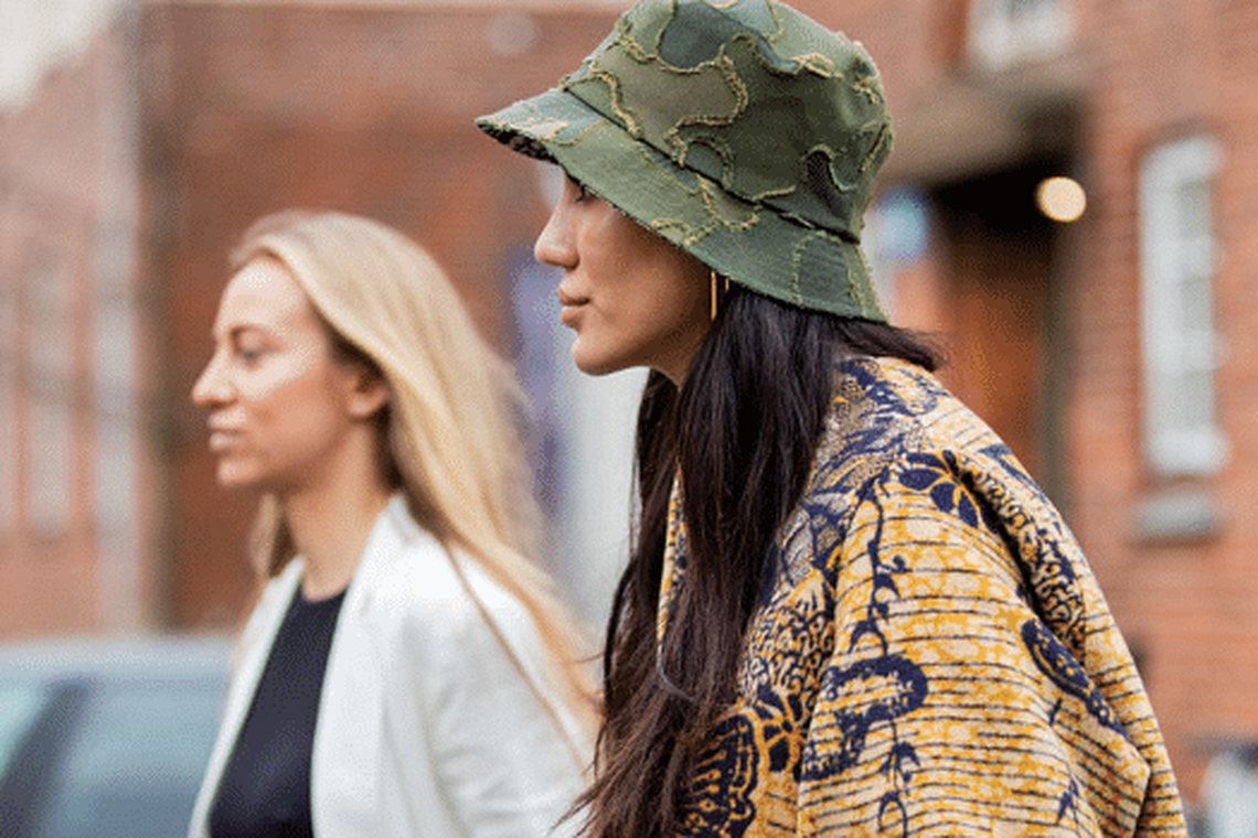  Women's Hats & Caps - Calvin Klein / Women's Hats & Caps /  Women's Accessories: Clothing, Shoes & Jewelry