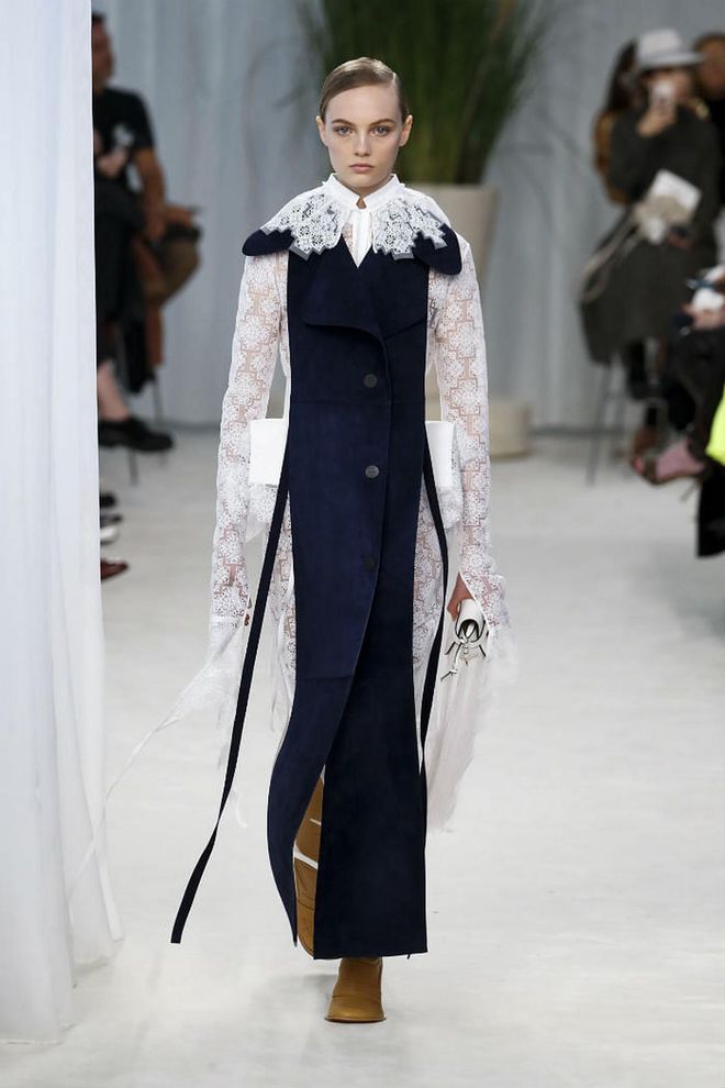 Part romantic and part sleek, we love how this Loewe number plays with contrasts and layering. 

Photo: Showbit