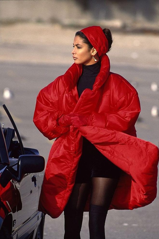 New York fashion designer Norma Kamali was camping with friends in the summer of 1990 when she had to use the bathroom in the middle of the night. “She ran to the bathroom wearing her sleeping bag over her, which gave her the idea for the ‘sleeping bag’ coat,” said Antonelli. “The goal was to be warm, not stylish. Photo: Gilles Bensimon