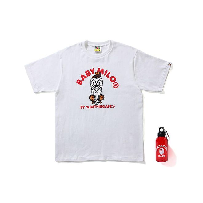The t-shirt is the unofficial uniform of Singapore, and BAPE has come up with a limited edition one featuring a Singapore icon—the Merlion—on a t-shirt and water bottle set to mark our nation's 51st birthday. Too cute!