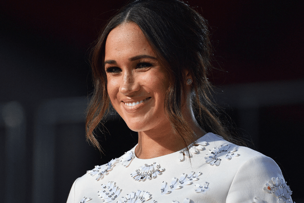Meghan Markle Wears One Of Her Signature Looks For A Special Reading Of 'The Bench'