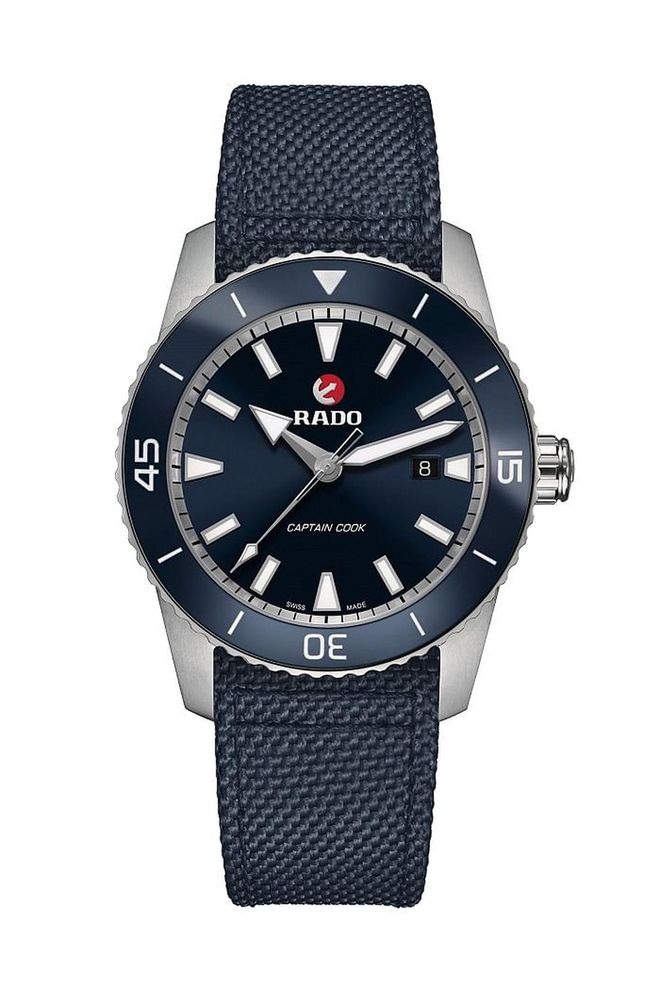 From a brand best known for its use of high-tech ceramic comes the reinvention of a piece from its 1962 HyperChrome collection. The new iteration is slightly larger than the original and features a blue ceramic bezel, a woven textile strap, and water resistance up to 200 meters.