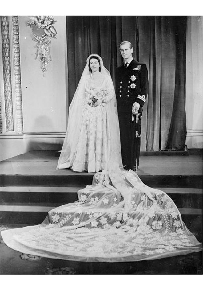 Princess Elizabeth and the Duke of Edinburgh after their wedding ceremony at Westminster Abbey on 20 November, 1947.