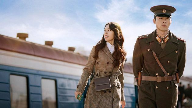 Son Ye-Jin And Hyun-Bin in 'Crash Landing On You' (Photo: Netflix)
