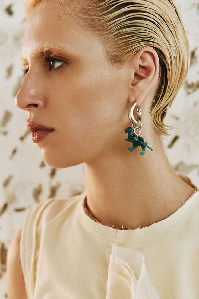 Cotton Moleskine Top; Dinosaur earring, Céline 
